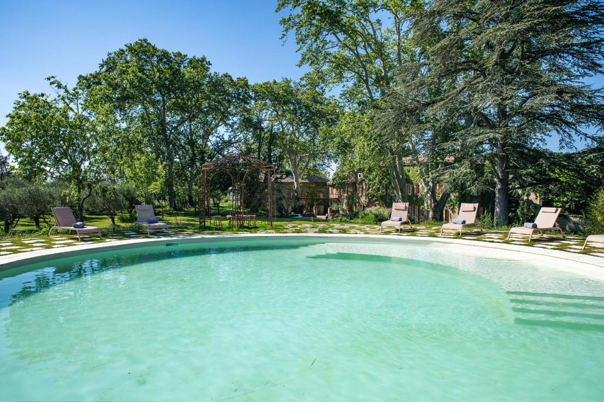 Chambres D'Hotes B&B - Chateau De Sienne Proche Avignon Orange Piscine Riviere Chusclan Exteriör bild